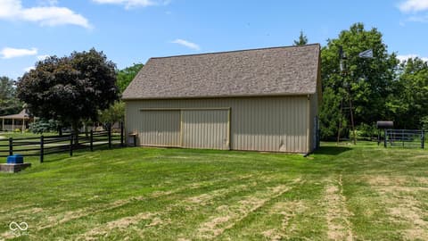 Out Buildings — 4680 S 1000 W, Rensselaer, IN