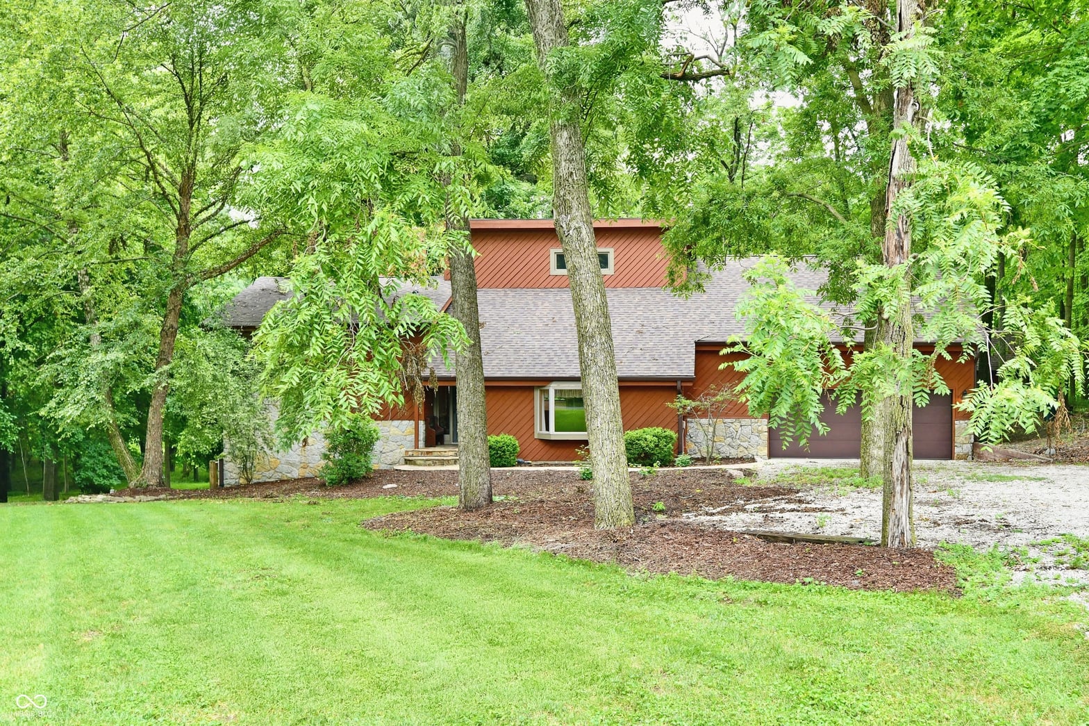 Photo of 5202 Hill Valley Drive, Pittsboro, IN