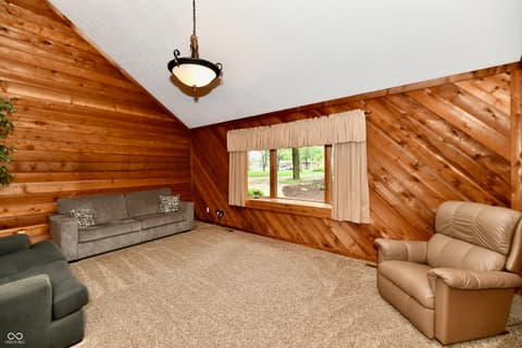 Photo of 5202 Hill Valley Drive, Pittsboro, IN
