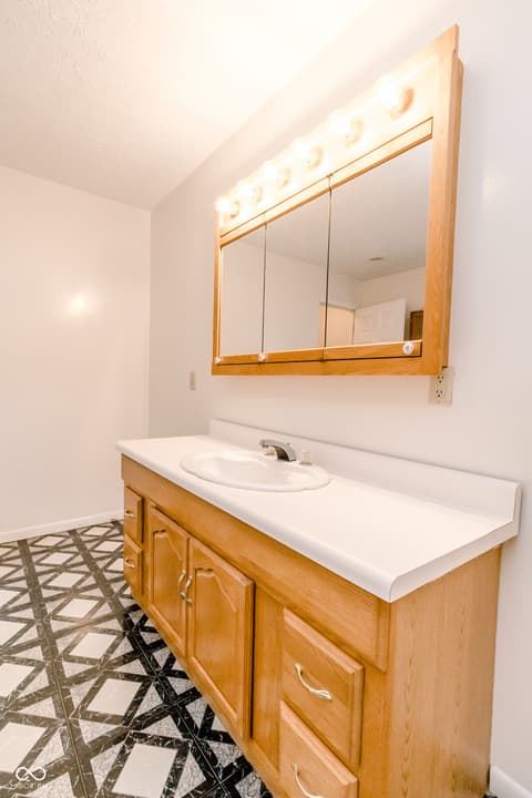 Primary bathroom at 4729 Hittle Drive, Indianapolis, IN