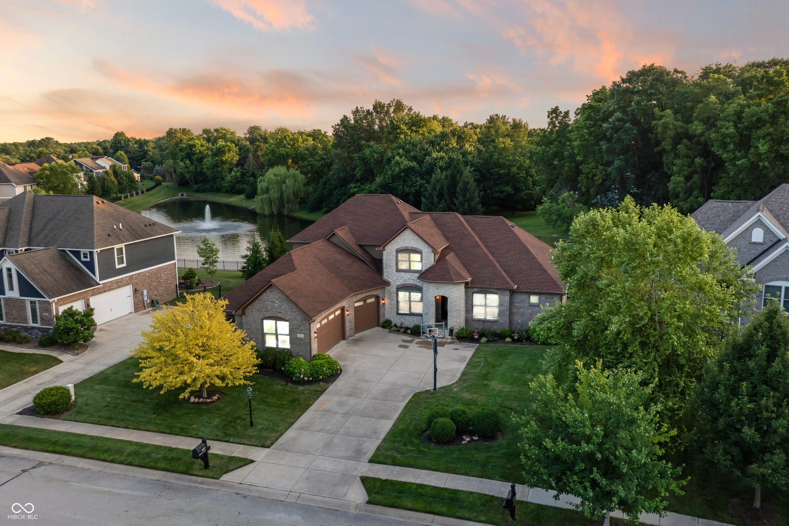 Photo of 9877 Wading Crane Avenue, Fishers, IN