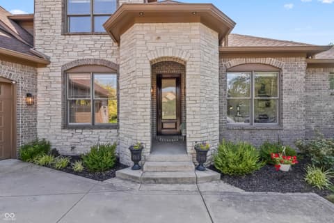 Photo of 9877 Wading Crane Avenue, Fishers, IN