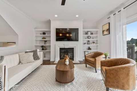 Photo of 9877 Wading Crane Avenue, Fishers, IN