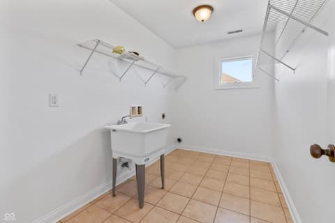 Photo of 9877 Wading Crane Avenue, Fishers, IN