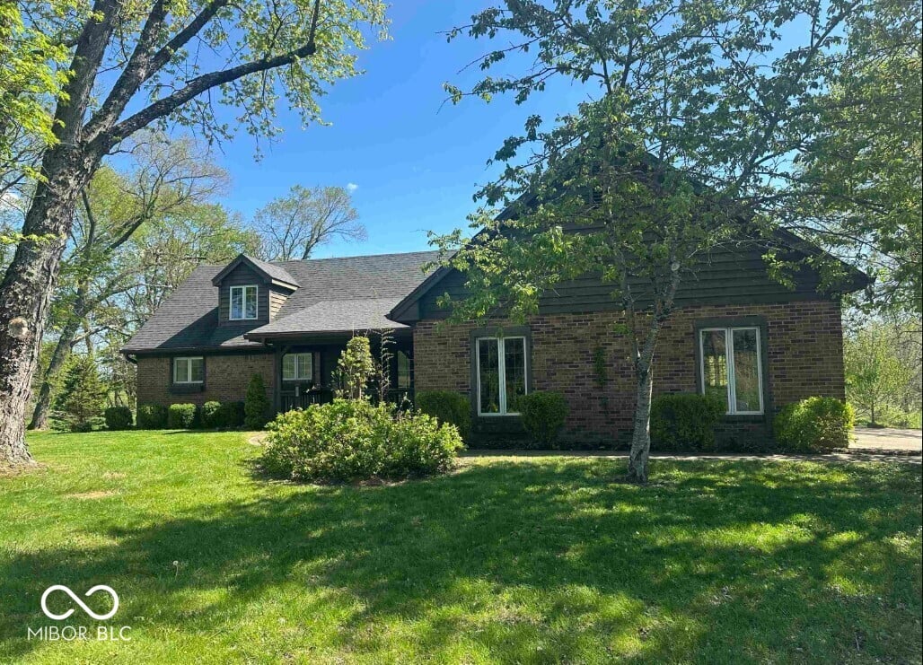 Photo of 98 E Smithville Road, Bloomington, IN