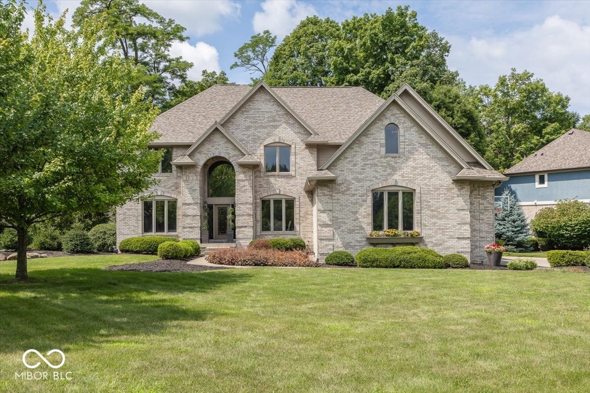 Photo of 13023 Water Ridge Drive, McCordsville, IN