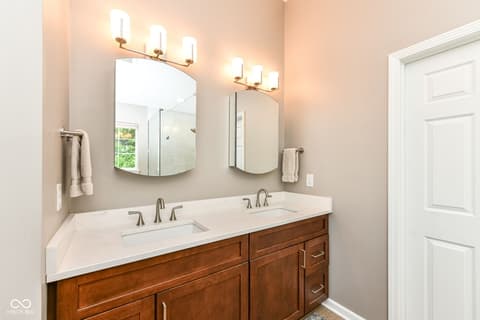 Primary bathroom at 13248 Aquamarine Drive, Carmel, IN