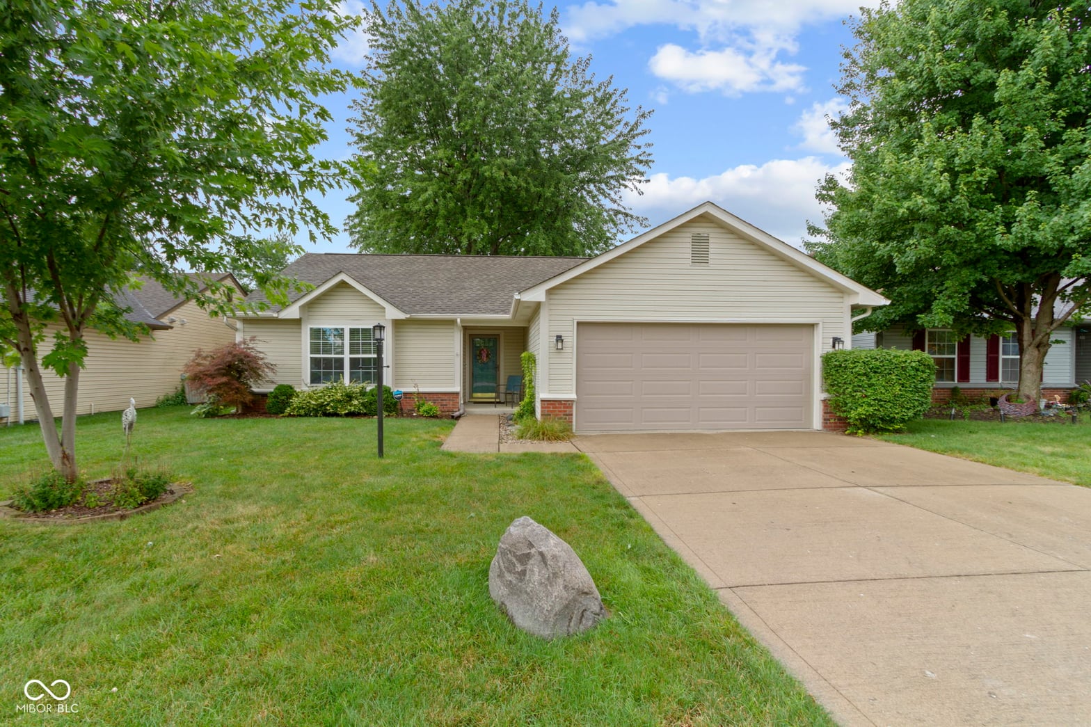 Photo of 12986 St Andrews Way, Fishers, IN
