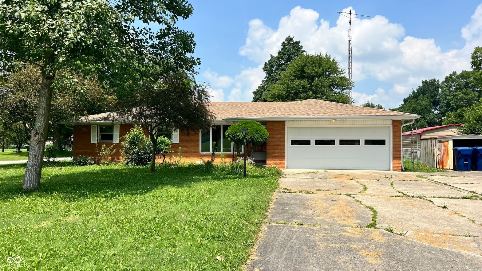 Photo of 6910 W Cornbread Road, Yorktown, IN