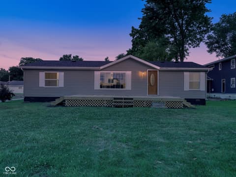 Front exterior at 650 S Wildwood Drive, Cromwell, IN