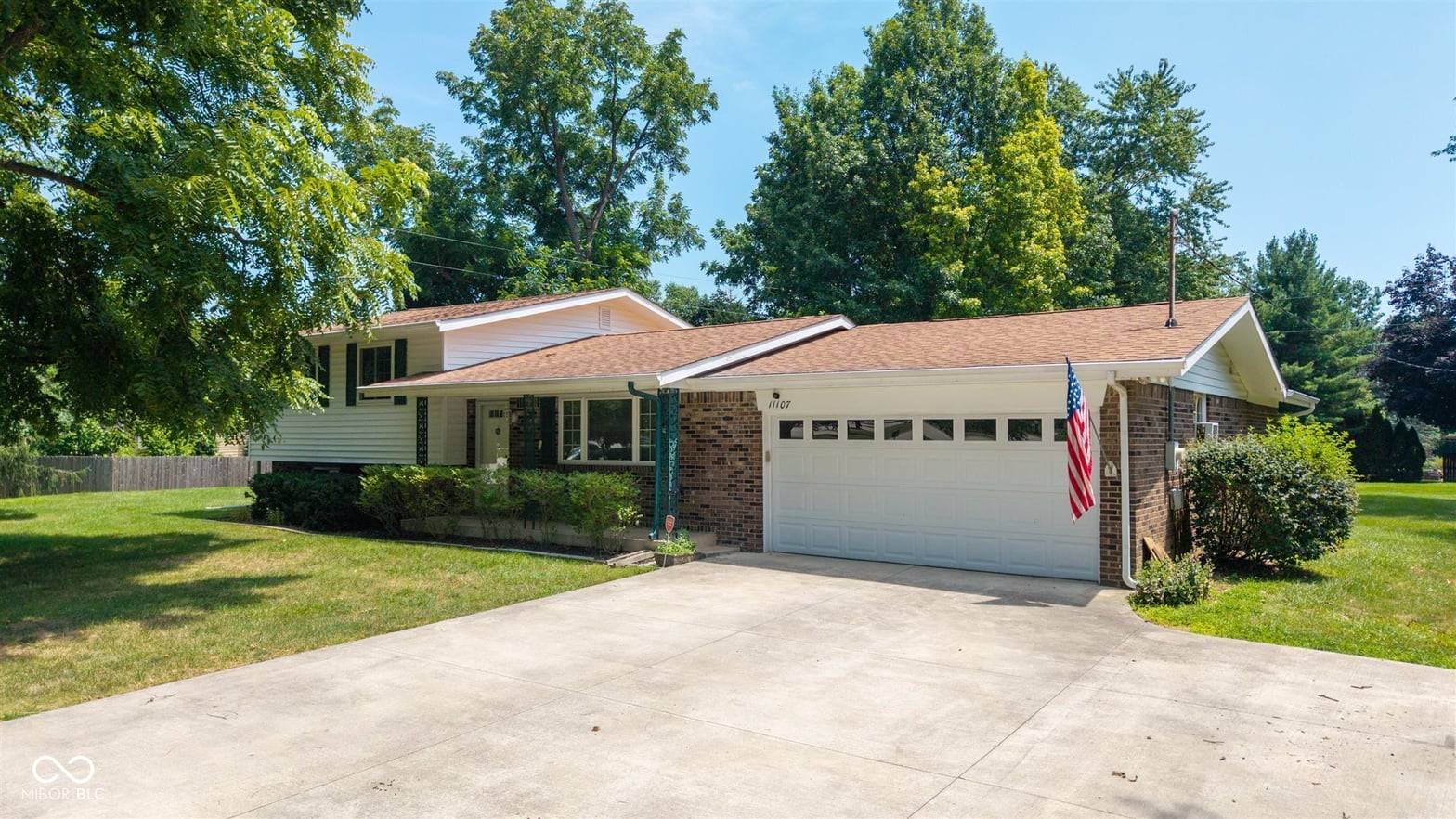 Photo of 11107 Eller Road, Fishers, IN