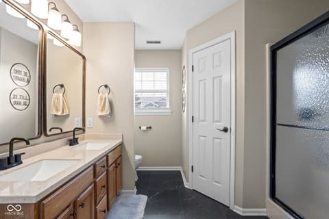 Photo of 601 E Quail Ridge Drive, Westfield, IN