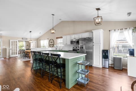 Photo of 601 E Quail Ridge Drive, Westfield, IN