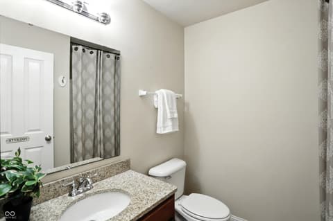 Photo of 12910 Ives Way, Carmel, IN
