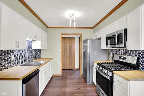 Photo of 509 E Main Street, Brownsburg, IN