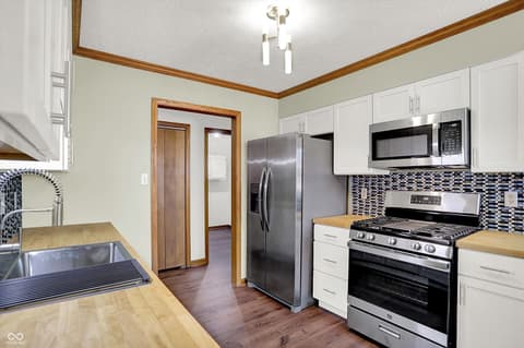 Photo of 509 E Main Street, Brownsburg, IN