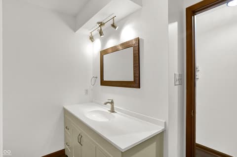 Photo of 509 E Main Street, Brownsburg, IN
