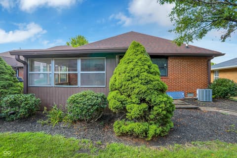 Photo of 509 E Main Street, Brownsburg, IN