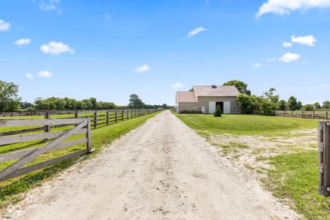 Photo of 5479 S 200 E, Anderson, IN