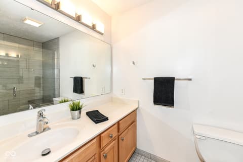 Photo of 461 Dekalb Drive, Westfield, IN