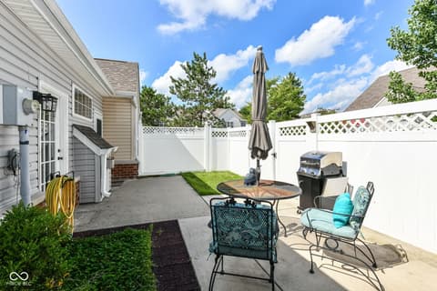 Photo of 461 Dekalb Drive, Westfield, IN
