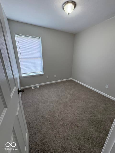 Photo of 144 Meadow Glen Drive, Avon, IN