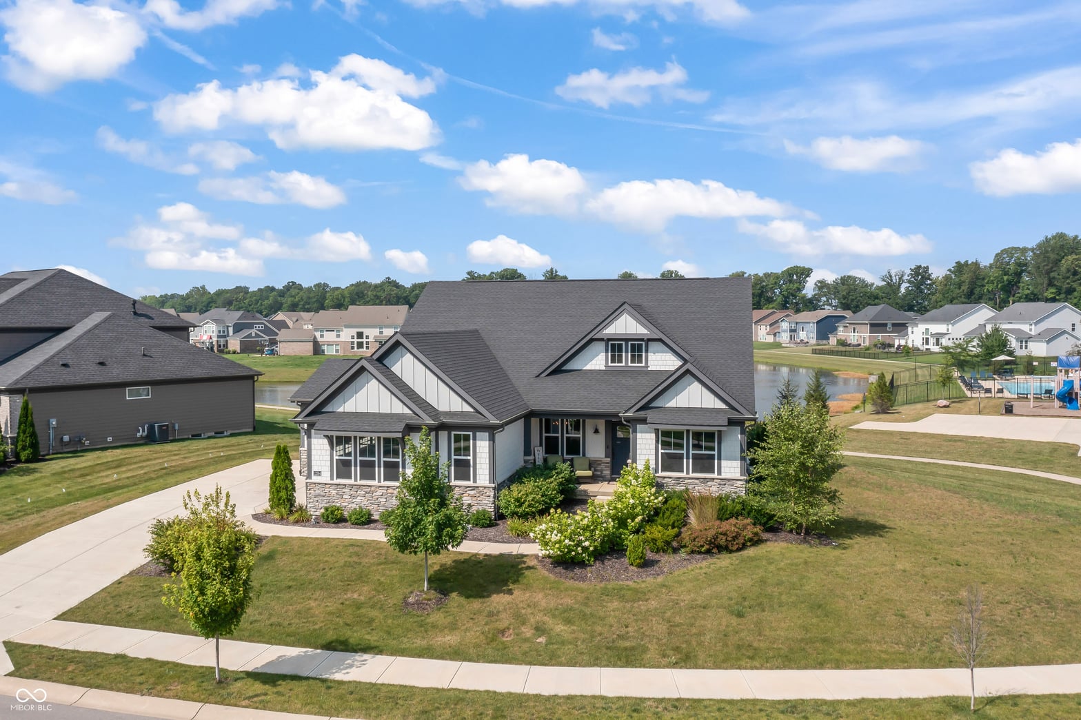 Photo of 12594 Tidecrest Drive, Fishers, IN