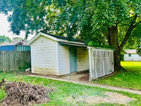 Photo of 8110 S Edwards Avenue, Daleville, IN