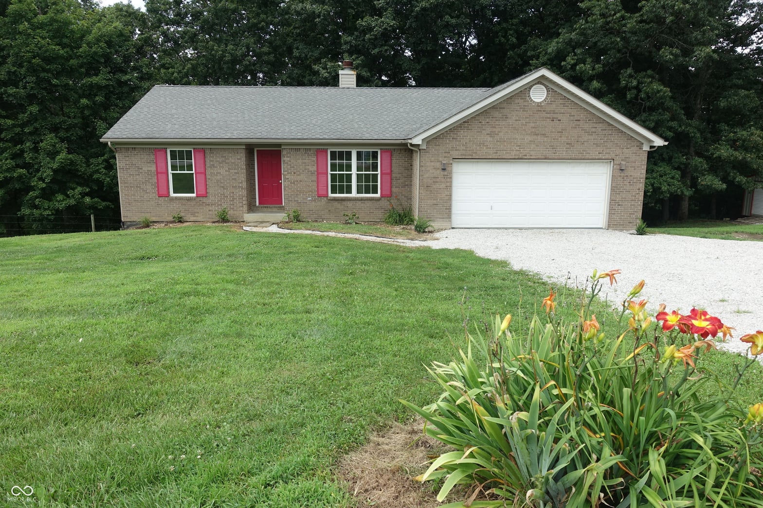 Front exterior at 7120 W County Road 700 N, Freetown, IN