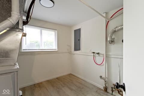 Laundry room at 4126 Flamingo West Drive, Indianapolis, IN