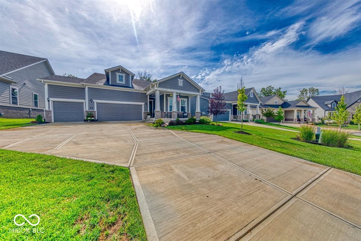 Photo of 15818 Scher Drive, Westfield, IN
