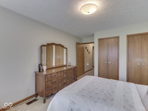 Photo of 6407 Friendship Circle, Indianapolis, IN