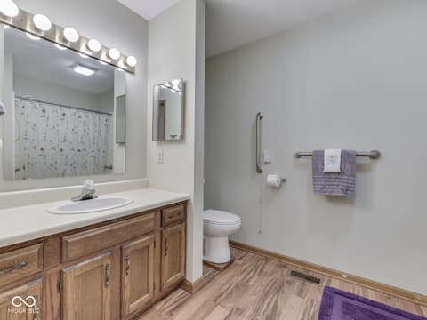 Photo of 6407 Friendship Circle, Indianapolis, IN