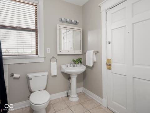 Photo of 2161 N Meridian Street, Indianapolis, IN