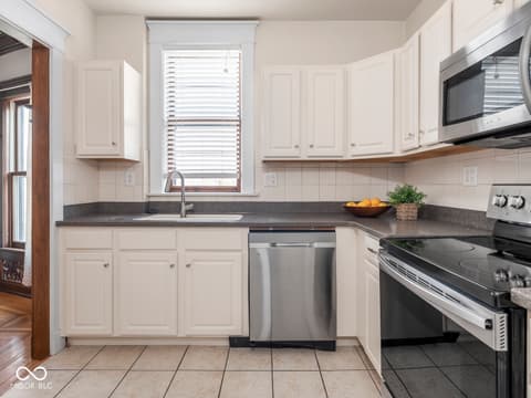 Photo of 2161 N Meridian Street, Indianapolis, IN
