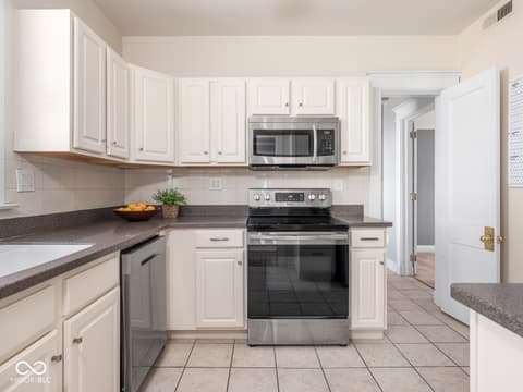 Photo of 2161 N Meridian Street, Indianapolis, IN