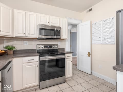 Photo of 2161 N Meridian Street, Indianapolis, IN