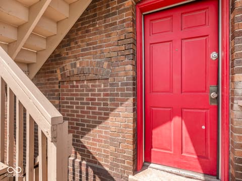 Photo of 2161 N Meridian Street, Indianapolis, IN