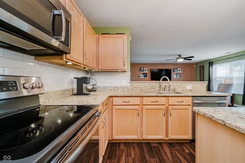 Kitchen at 1060 Frogs Leap, Cicero, IN