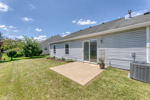 Photo of 11229 Spring Blossom Lane, Fishers, IN