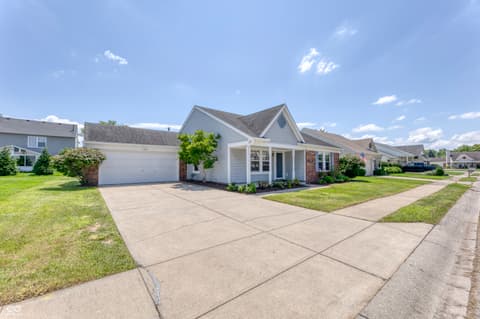 Photo of 11229 Spring Blossom Lane, Fishers, IN