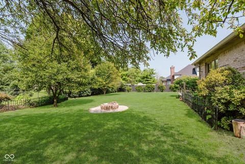 Photo of 324 Abbedale Court, Carmel, IN