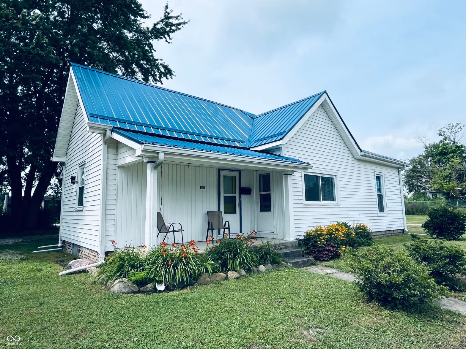 Photo of 308 E 8th Street, Sheridan, IN