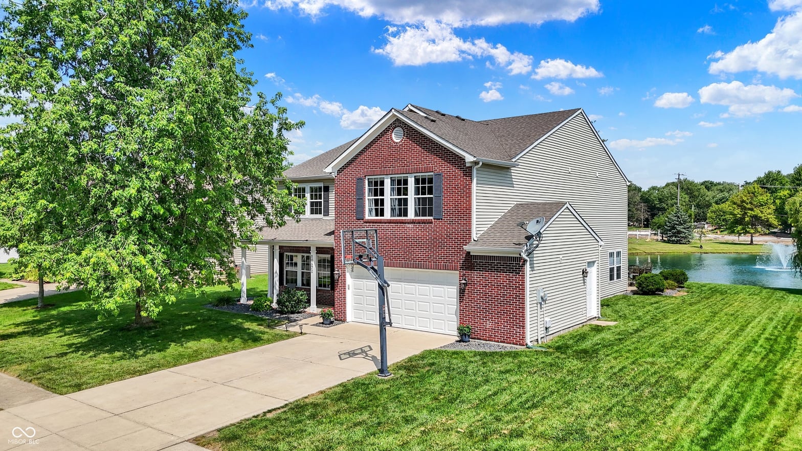 Photo of 10670 Pleasant View Lane, Fishers, IN