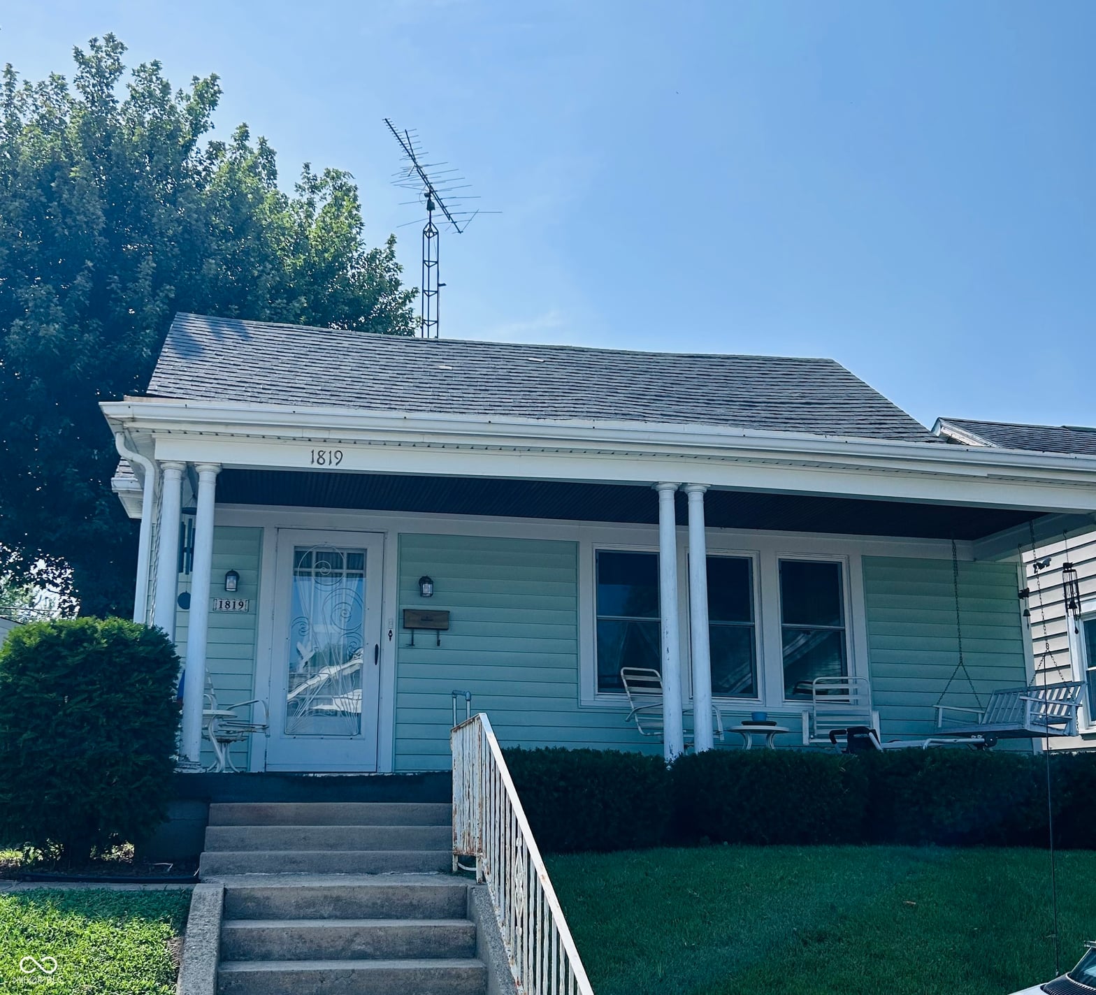 Photo of 1819 Boulevard Place, Connersville, IN