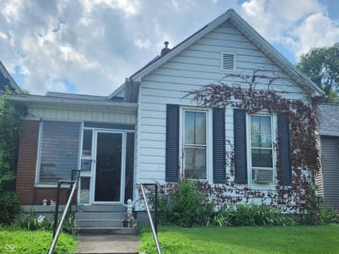 827 S 8th Street