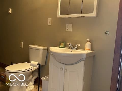 Photo of 322 W Pleasant Street, Dunkirk, IN