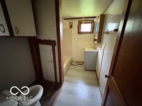Photo of 2101 N Macedonia Avenue, Muncie, IN