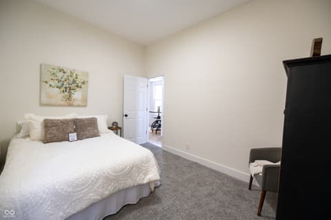 Photo of 1305 Lexington Avenue, Indianapolis, IN