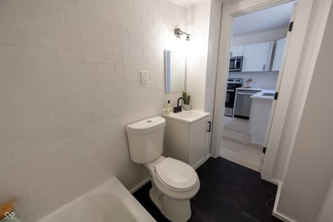 Photo of 1305 Lexington Avenue, Indianapolis, IN
